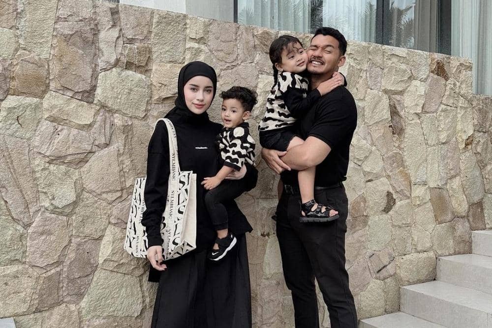 Instagram.com/emyaghnia