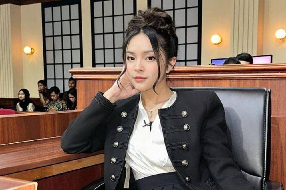 instagram.com/elsaajapasal