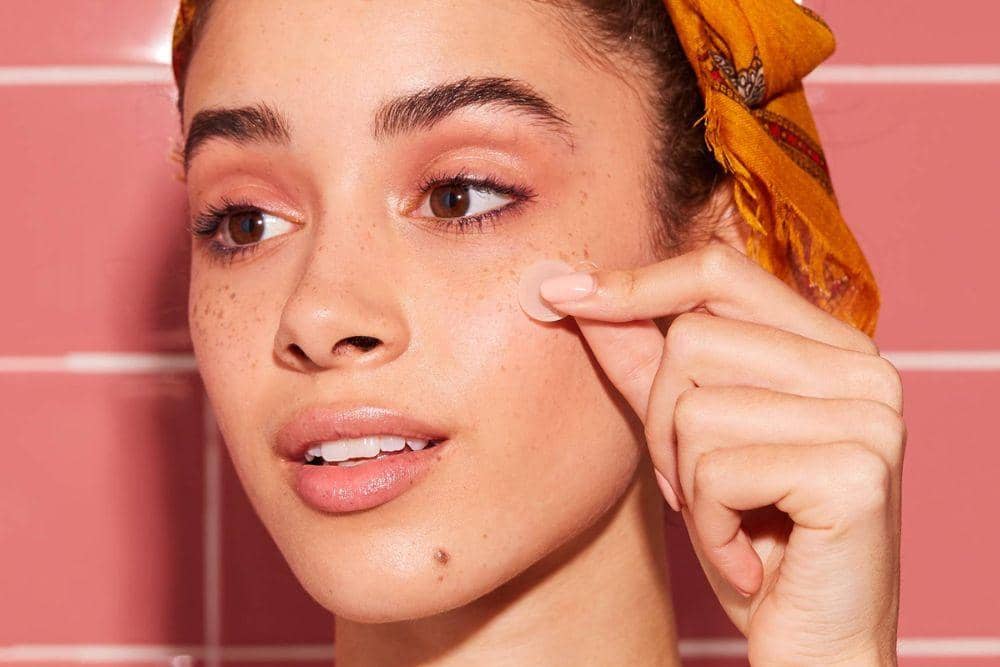 skincare.com/Cara Pakai Acne Patch