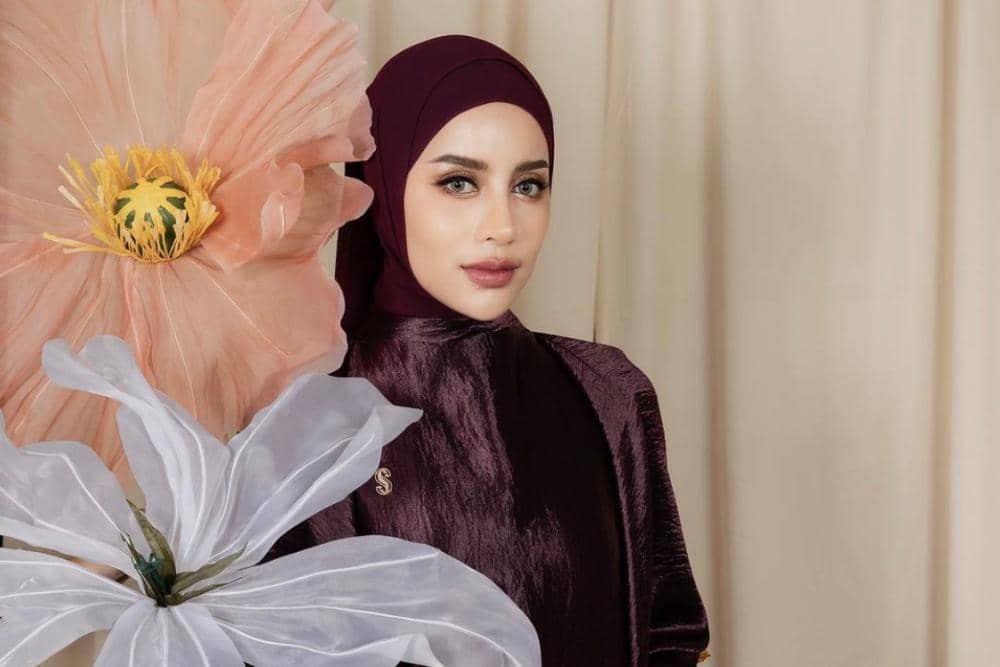 instagram.com/emyaghnia