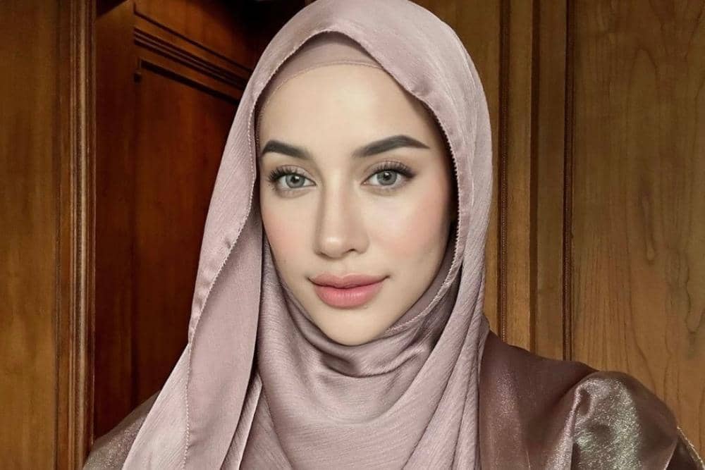 instagram.com/emyaghnia