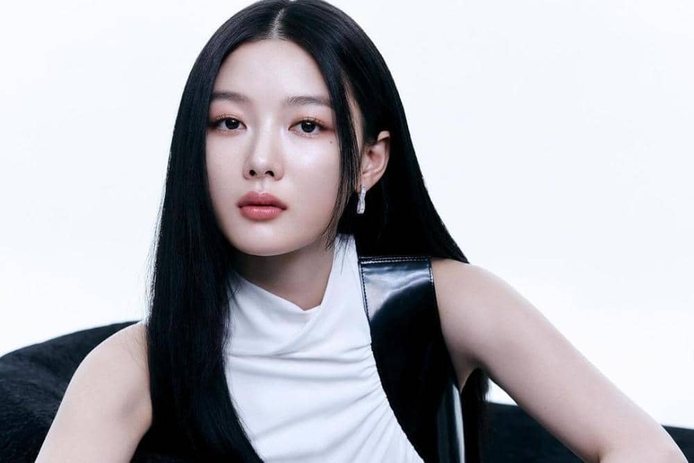 twitter.com/YoojPics