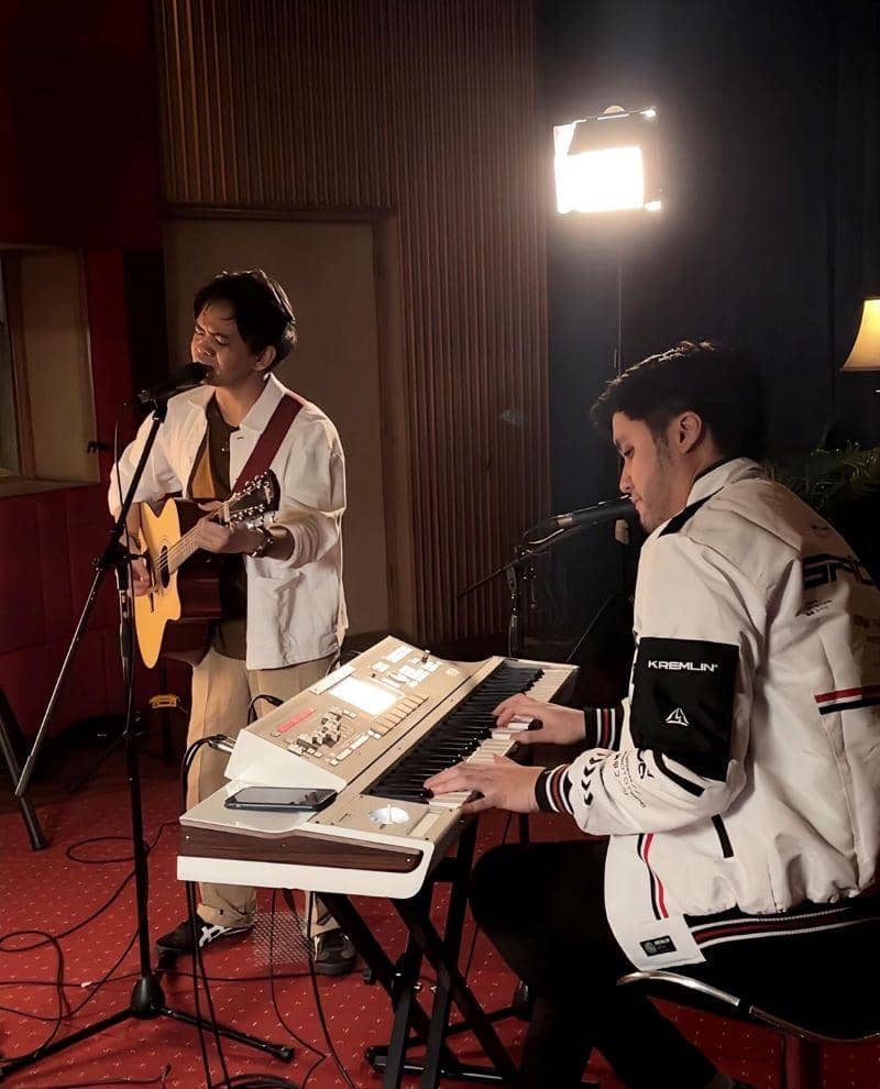 instagram.com/pashachrisye_