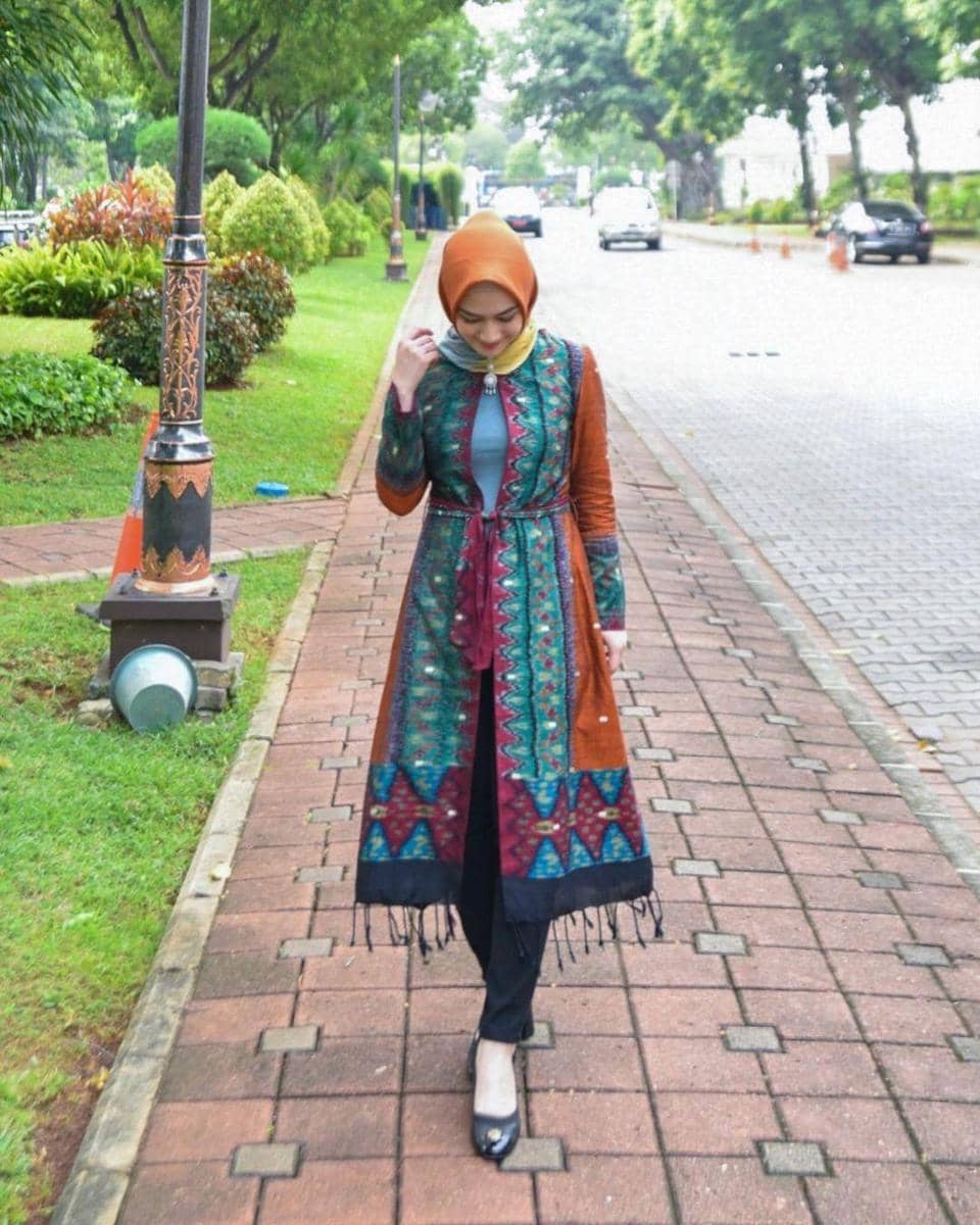 instagram.com/melodylaksani92