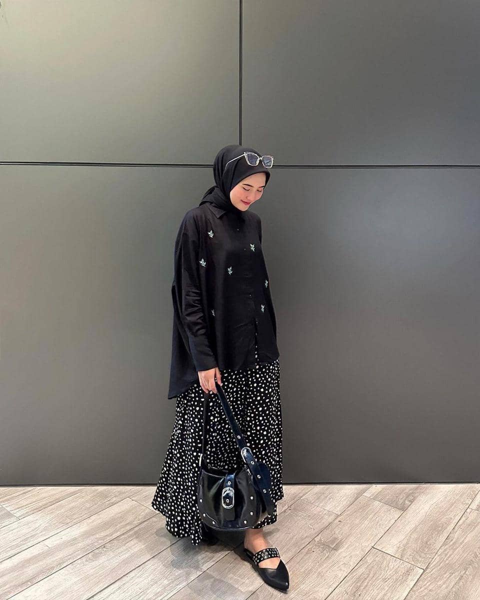 instagram.com/intanghazll_