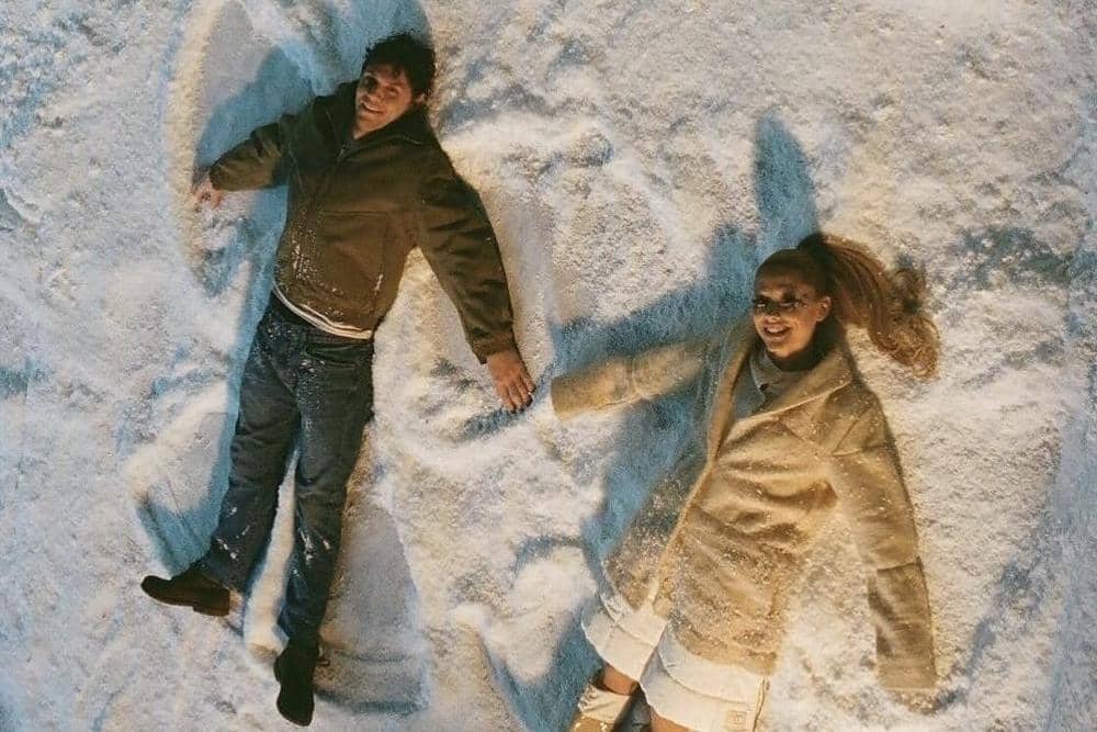 Instagram/ arinagrande