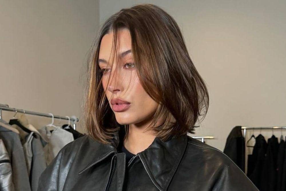Tatanan Rambut Hailey Bieber, Terbaru Baroque Bob Cut 