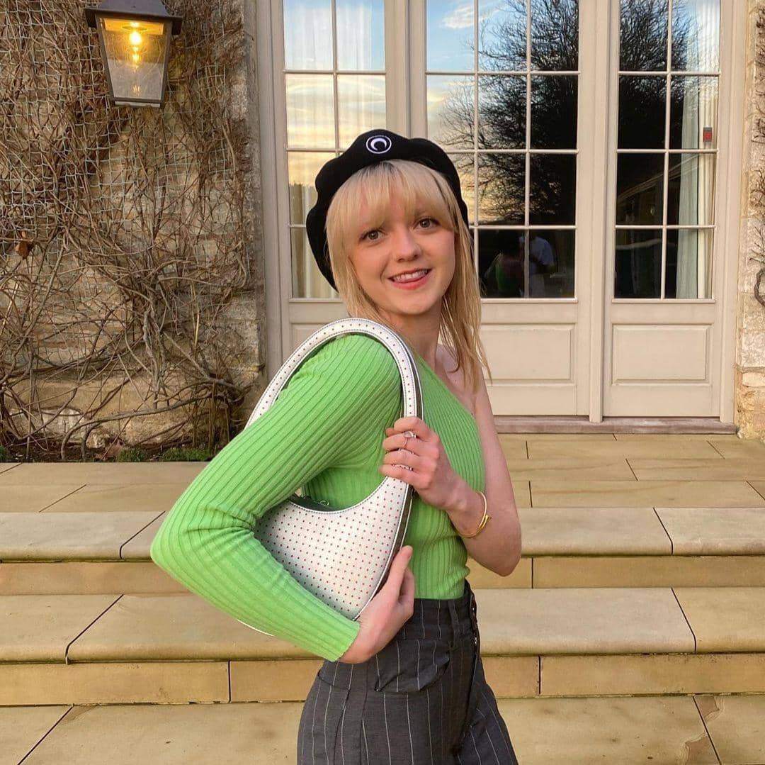 Instagram.com/maisie_williams