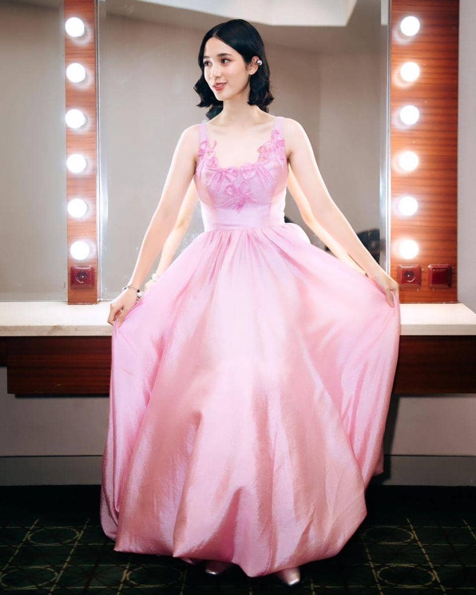 instagram.com/hagaipakan