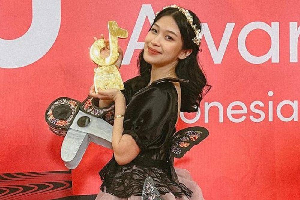 instagram.com/ireneswnd