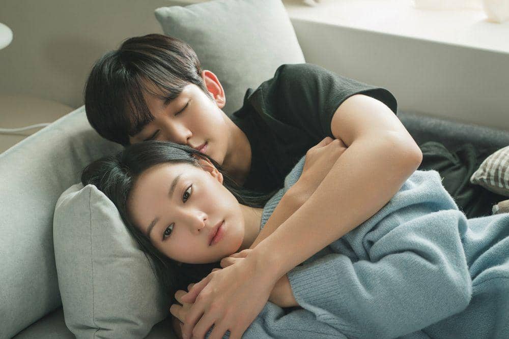 twitter.com/CJnDrama