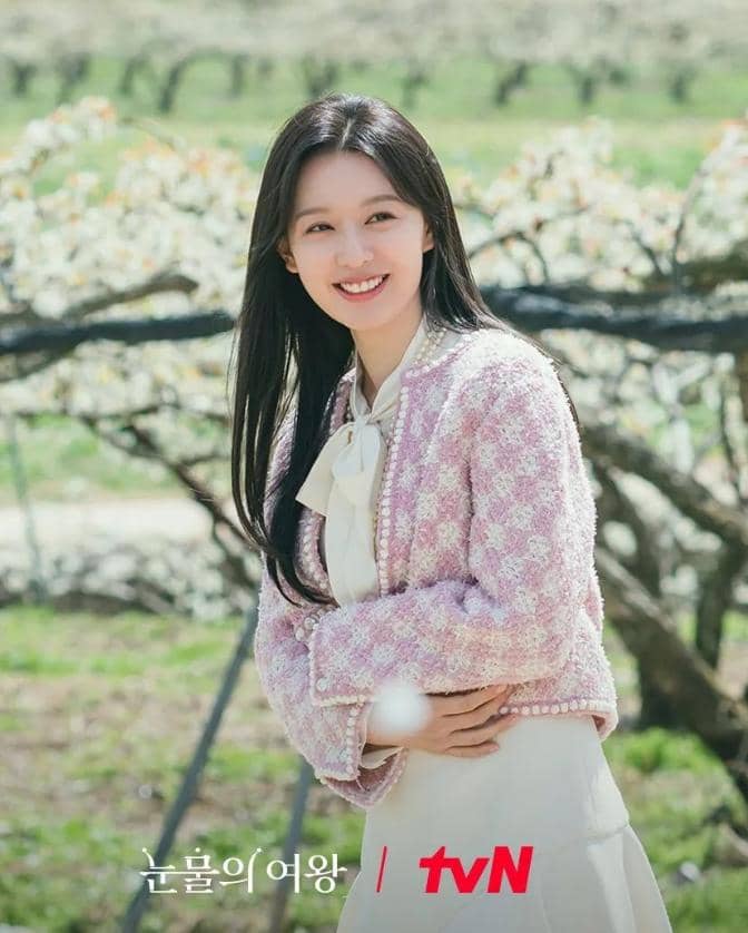 instagram.com/queenoftears_tvn