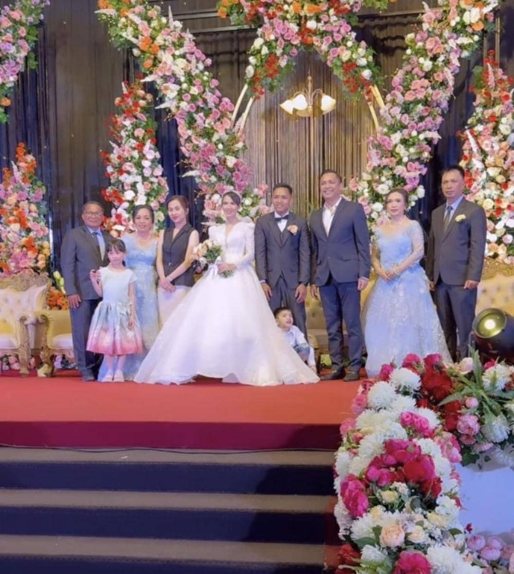 Instagram.com/amandadiona