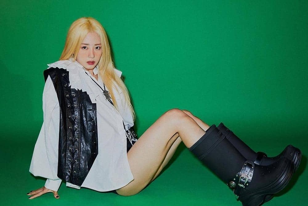 Instagram/ __yoonbomi__