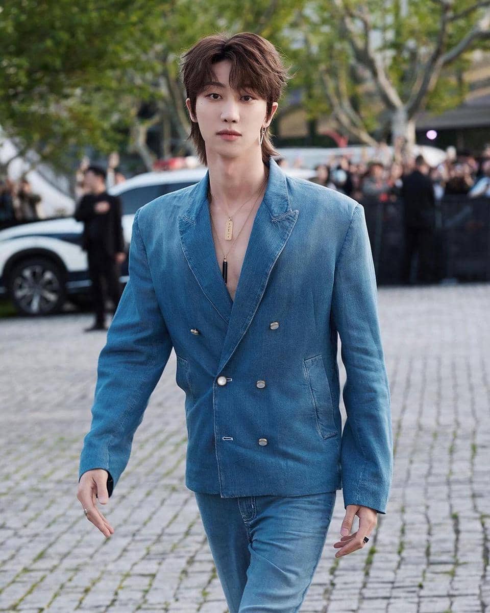 instagram.com/louisvuitton