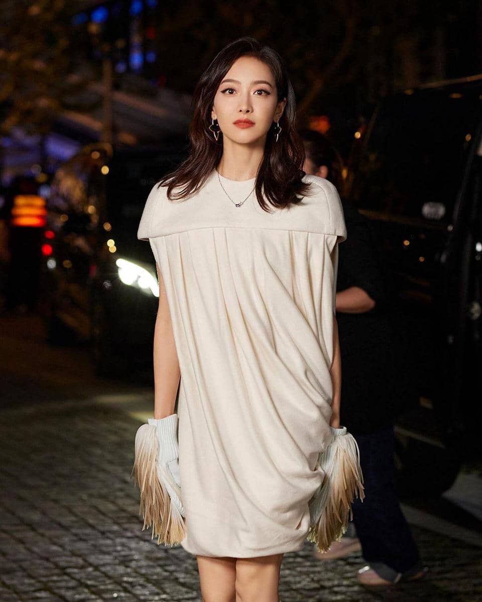 instagram.com/louisvuitton