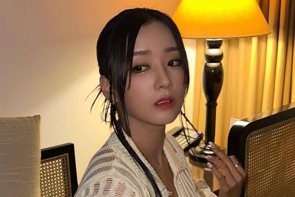 instagram.com/__yoonbomi__