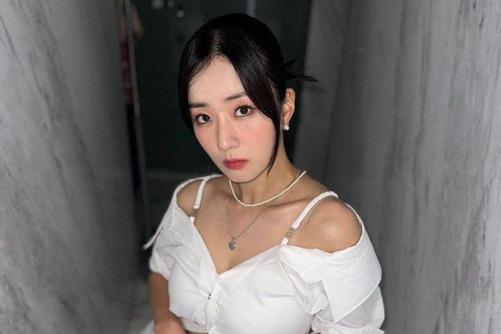 instagram.com/__yoonbomi__