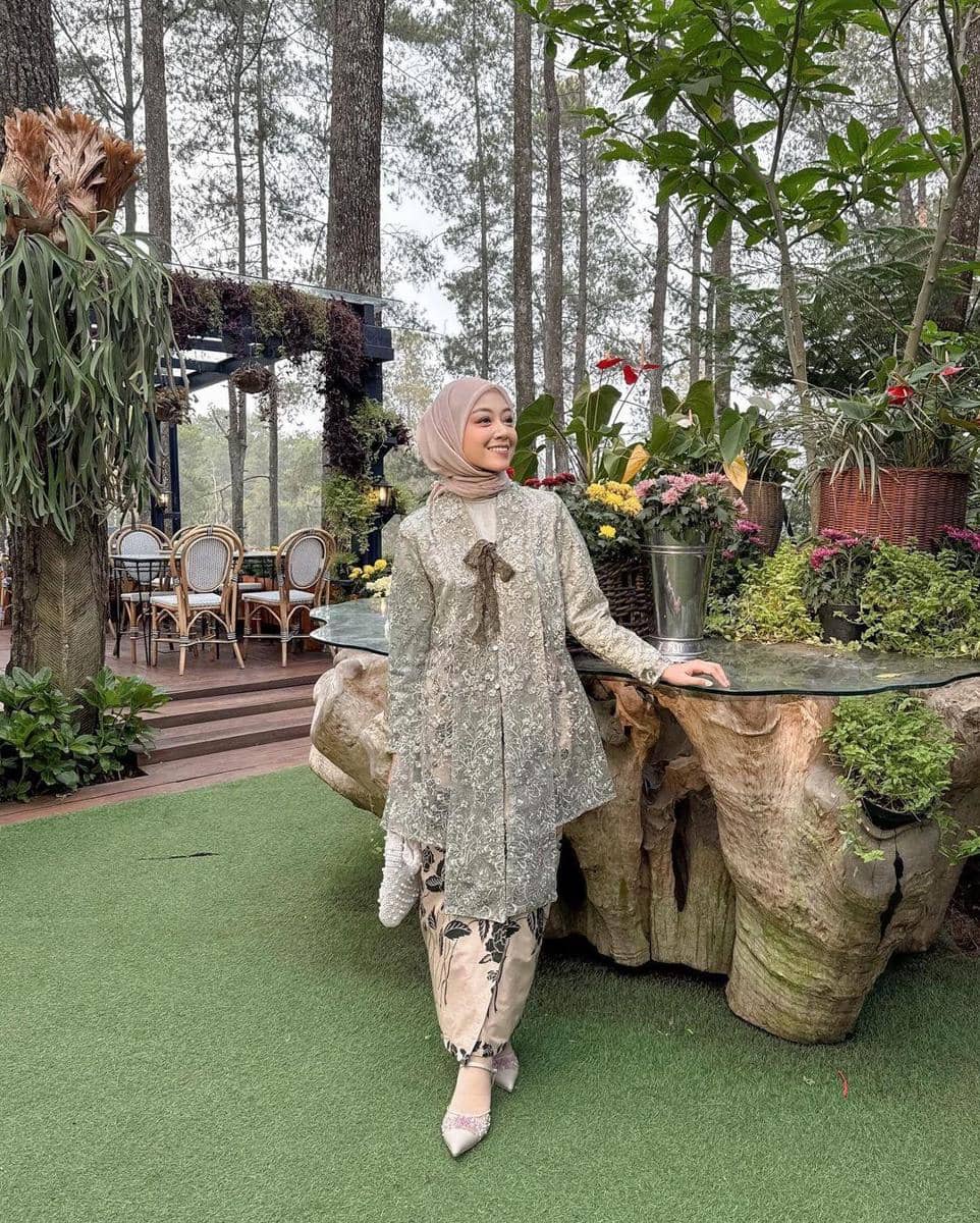 instagram.com/meiraniap