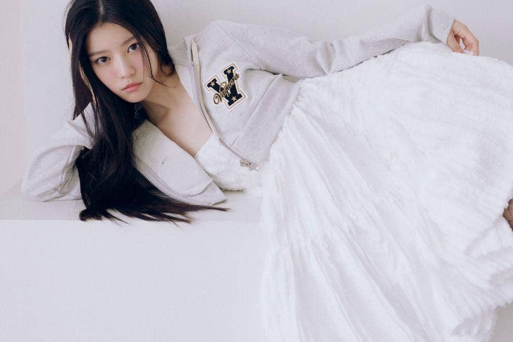 twitter.com/ILLIT_official