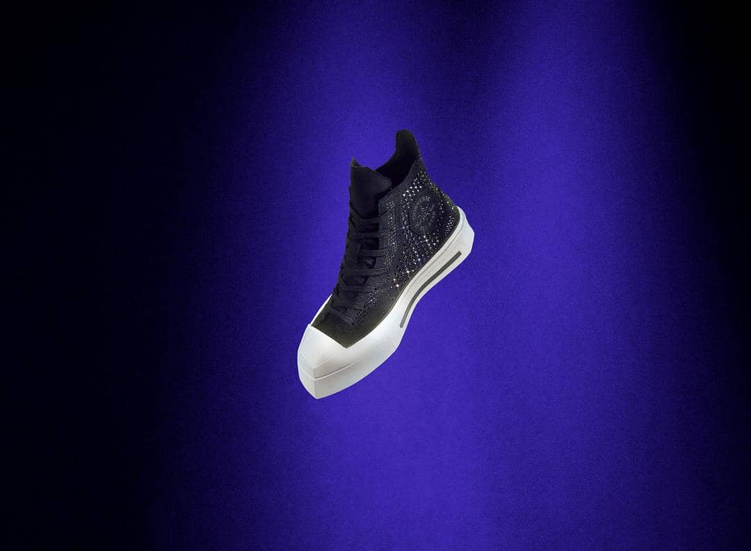 dok. Converse x Swarovski