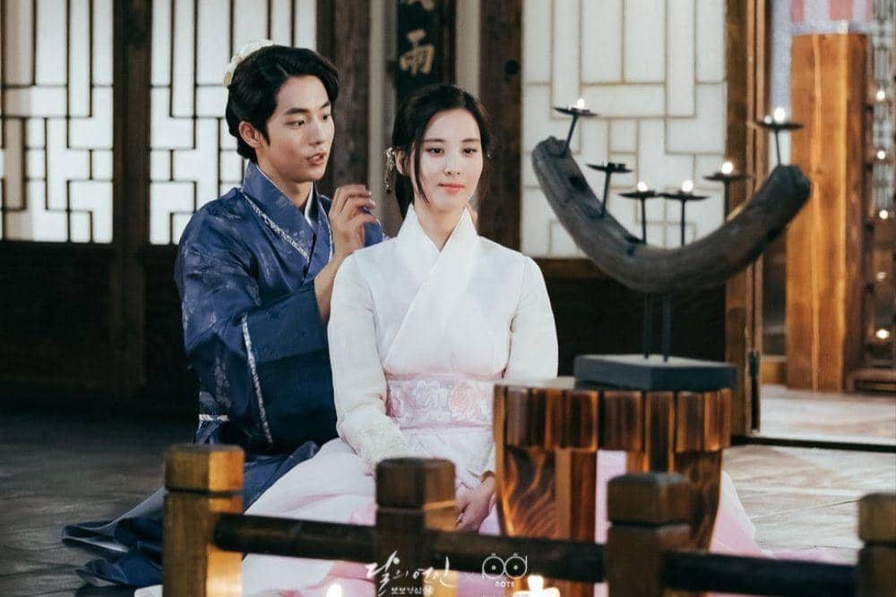 twitter.com/MoonLoversSBS