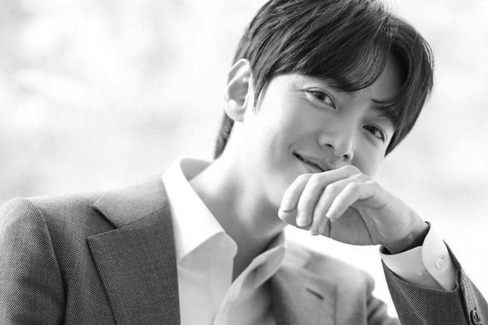 instagram.com/akindbear/