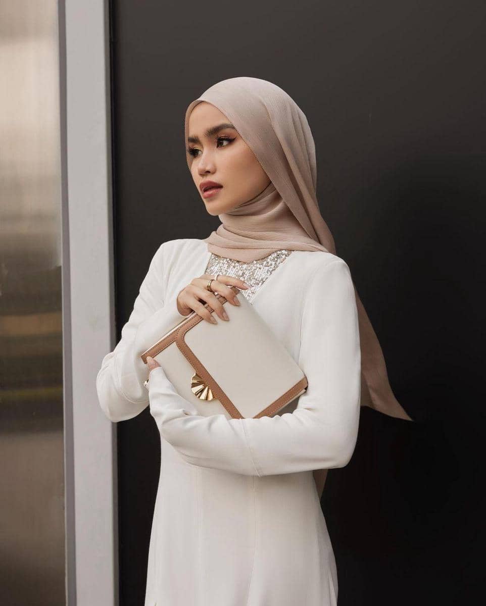 instagram.com/sashfir