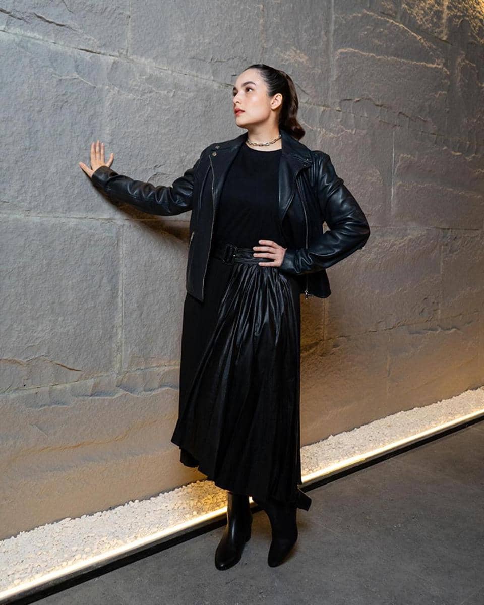 instagram.com/chelseaislan