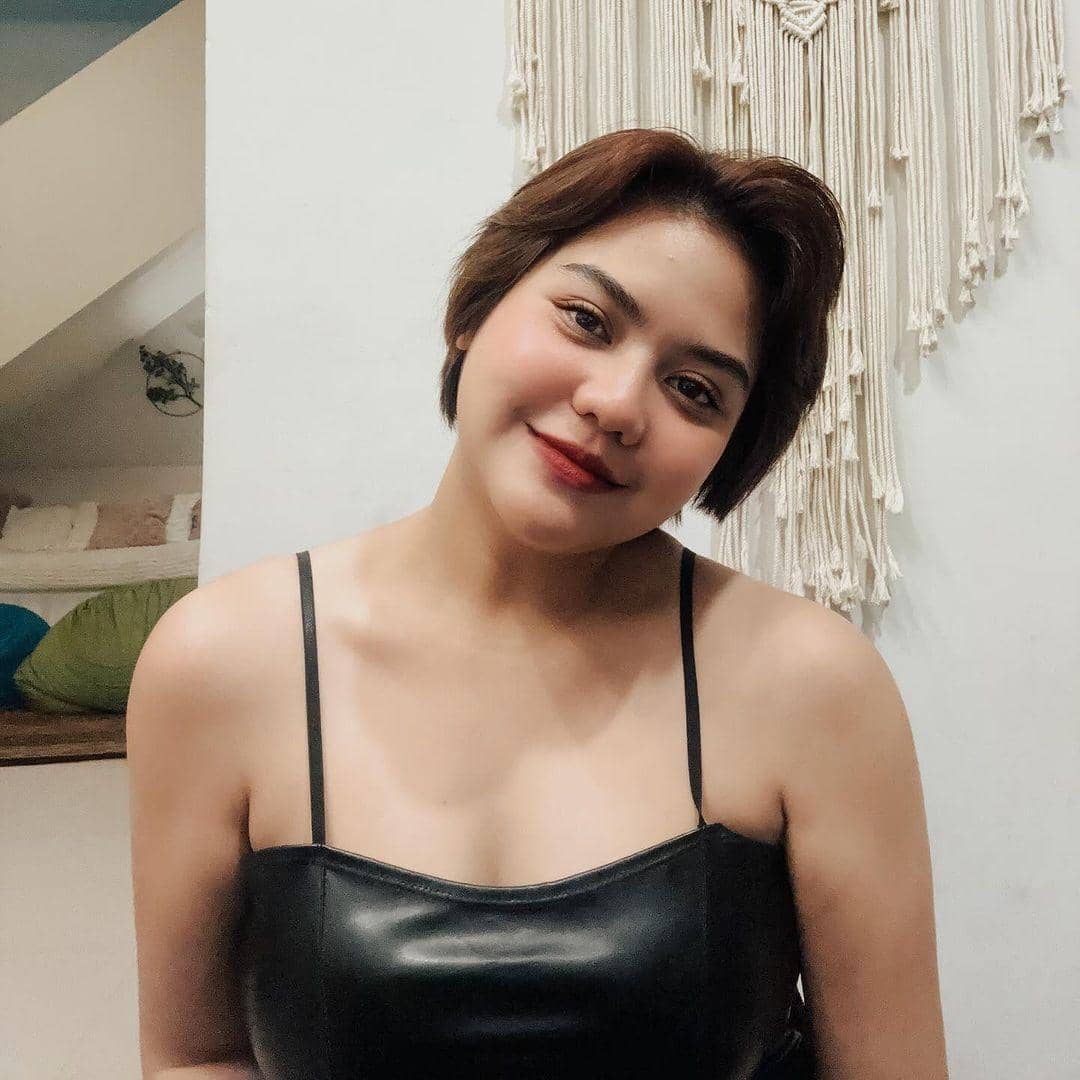 instagram.com/mytha_lestari