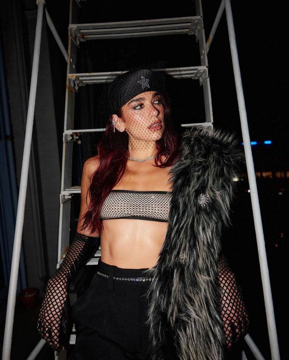 instagram.com/dualipa