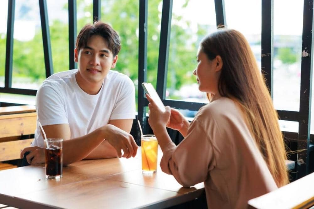 freepik.com/naveebird