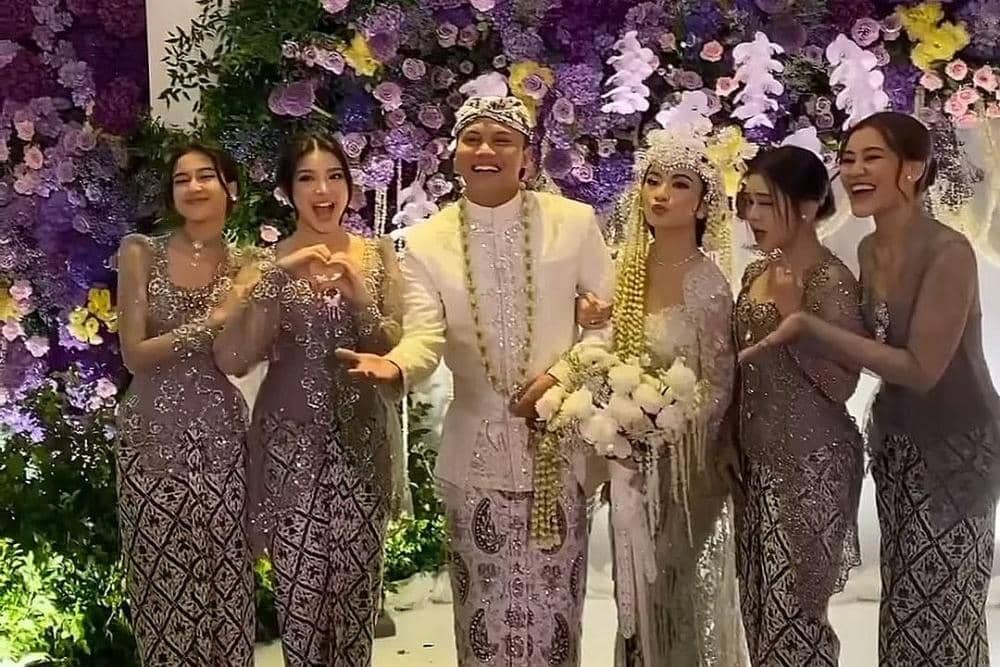 Instagram.com/tiaraandini