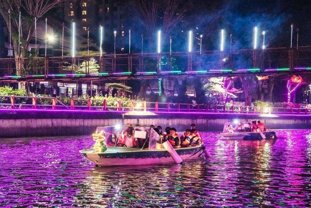 Cara Pesan Tiket Wisata Perahu Kalimas dari Taman Prestasi, Destinasi Seru di Tengah Kota Surabaya