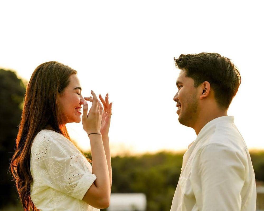 instagram.com/thariqhalilintar