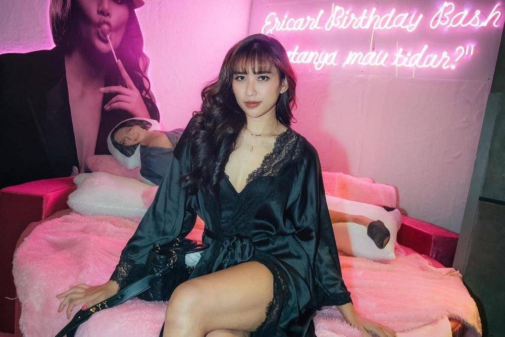 Deretan Mantan Kekasih Atlet Voli Yolla Yuliana, Ada Ali Syakieb!