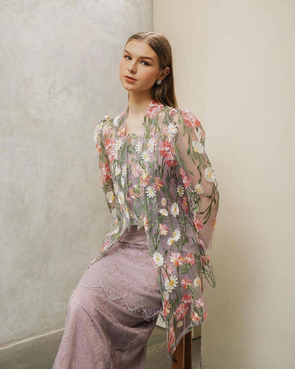 instagram.com/sehastarasa