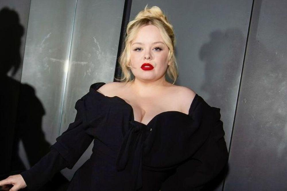 instagram.com/nicolacoughlan