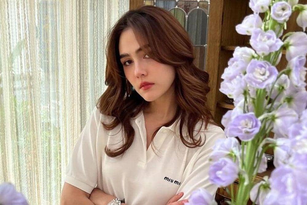 instagram.com/chomismaterialgirl