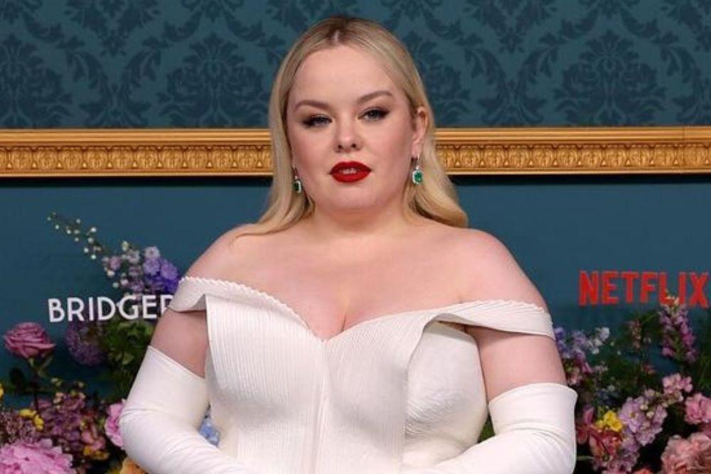 instagram.com/nicolacoughlan