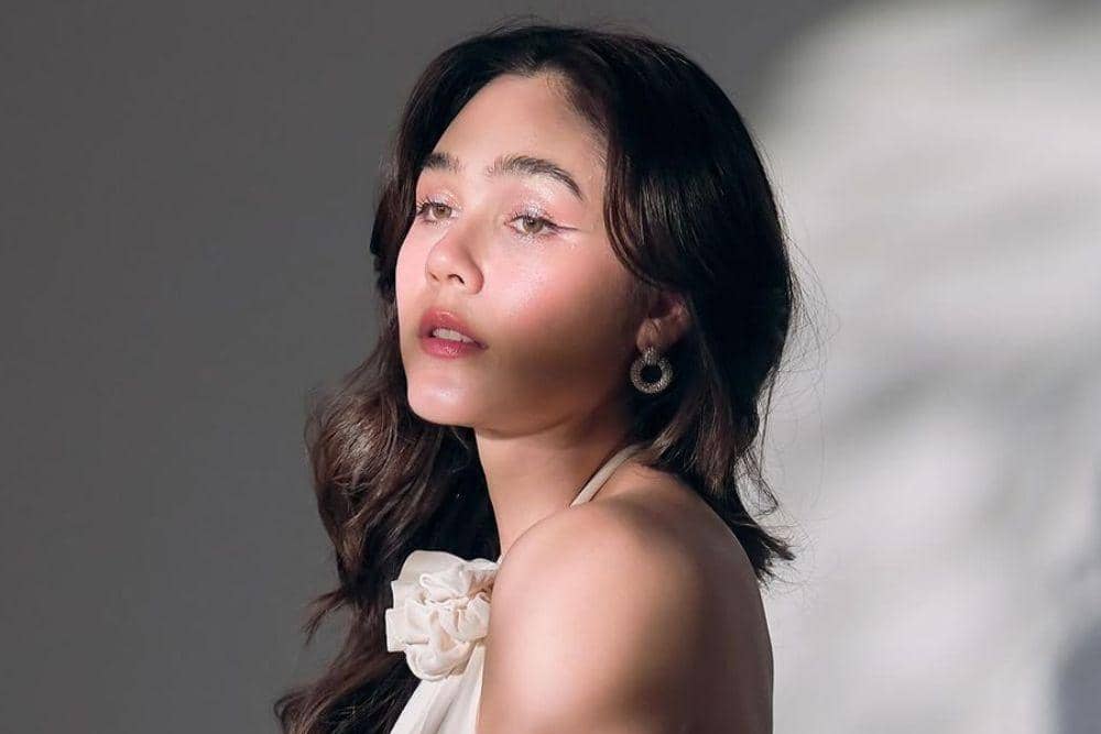 instagram.com/chomismaterialgirl