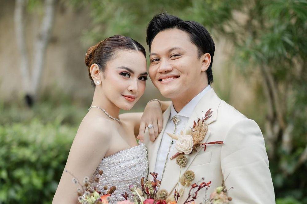 Punya Banyak Kesamaan, Ini Kecocokan Zodiak Rizky Febian dan Mahalini