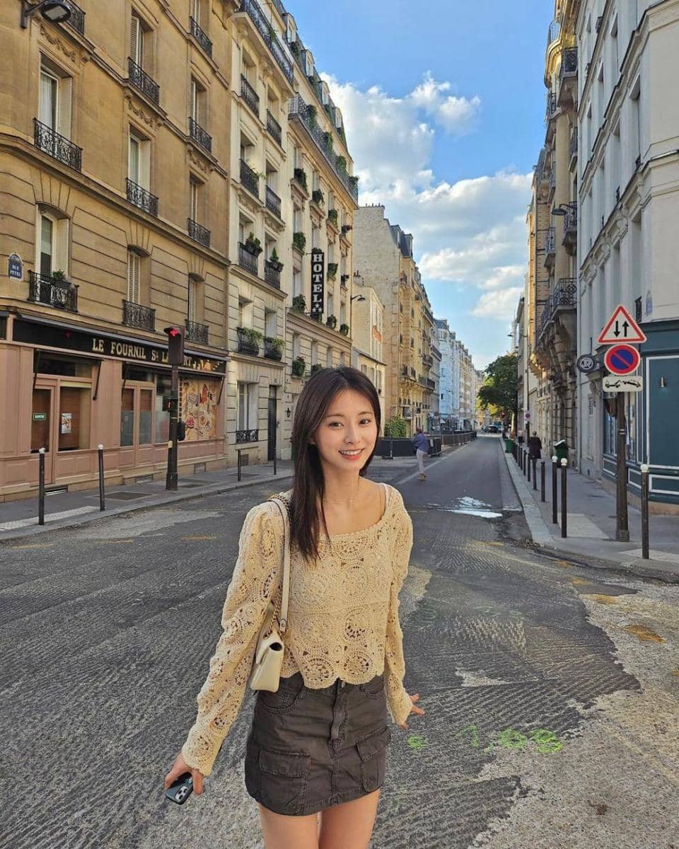 potret Tzuyu Twice (instagram.com/thinkaboutzu)