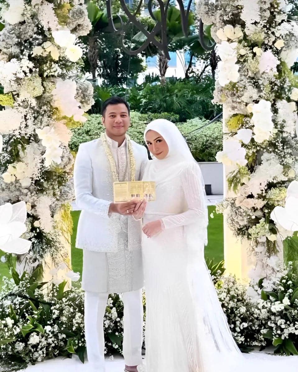 Instagram.com/sepasangsakral