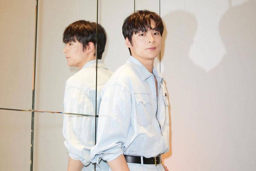 instagram.com/songgeonhee