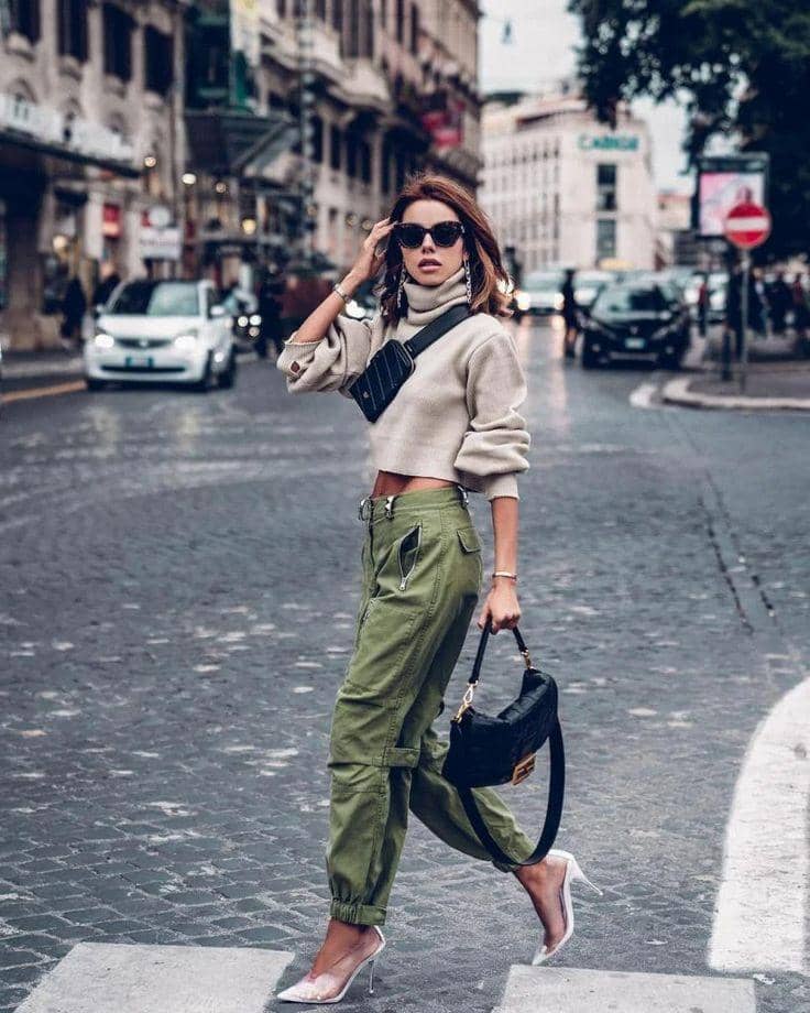 Celana Cargo dan Turtle Neck