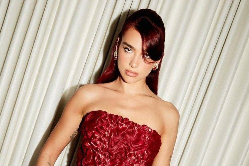 instagram.com/dualipa