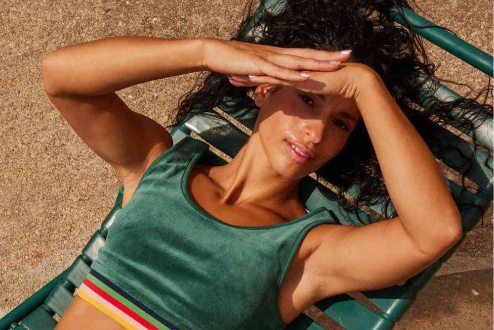 byrdie.com/Tinted Sunscreen Terbaik