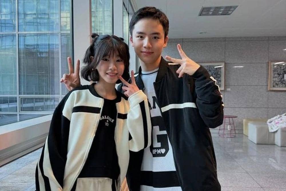 Instagram/ moon.ujin