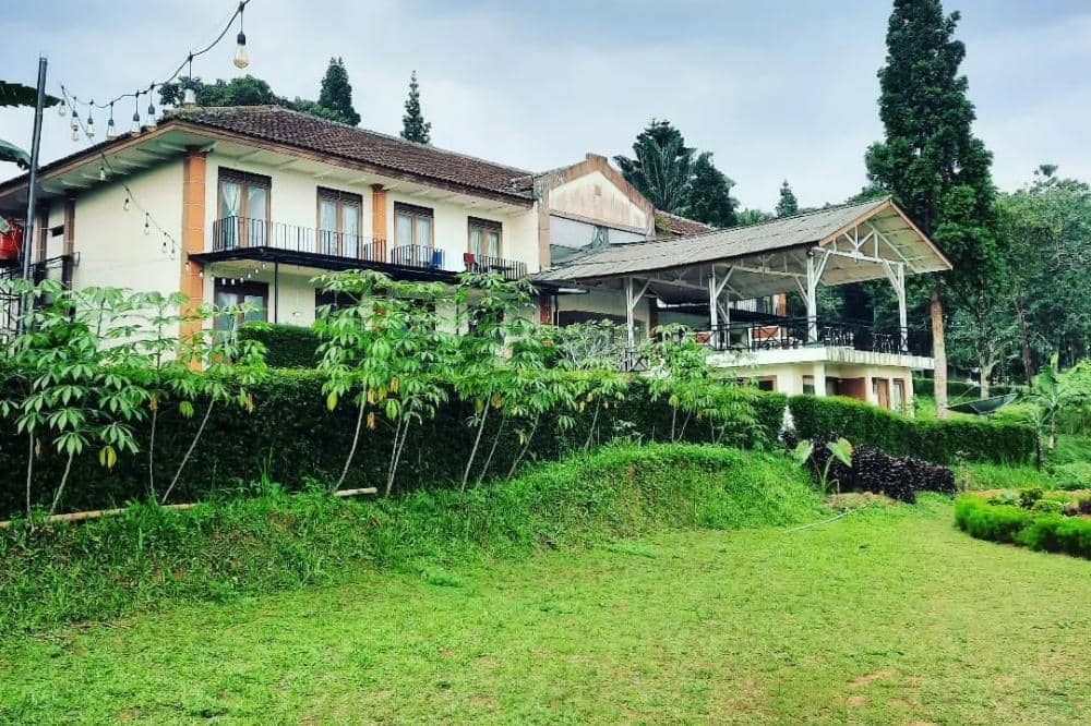 Instagram.com/queen_housetraveller